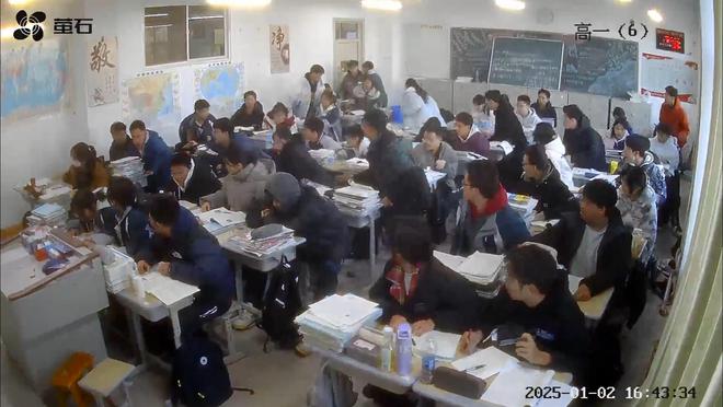 后续来了！网友表示：这嘉奖是不是低了凯发k8登录地震中高中生背起同学逃生(图7)