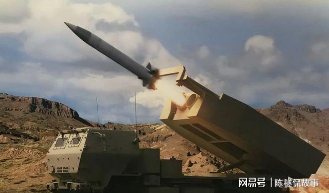 失败可能引发北约解体或美俄冲突。凯发K8国际泽连斯基警告：乌军若(图6)