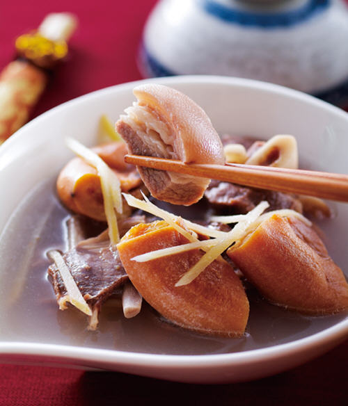 只需一个按键就能轻松品搞定K8凯发国际用电锅做好汤(图6)